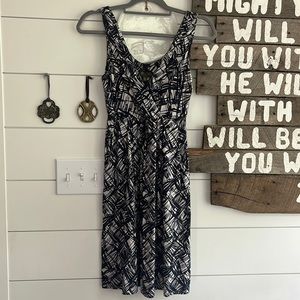Anthropologie Geometric Print Midi Dress in Black and Gray